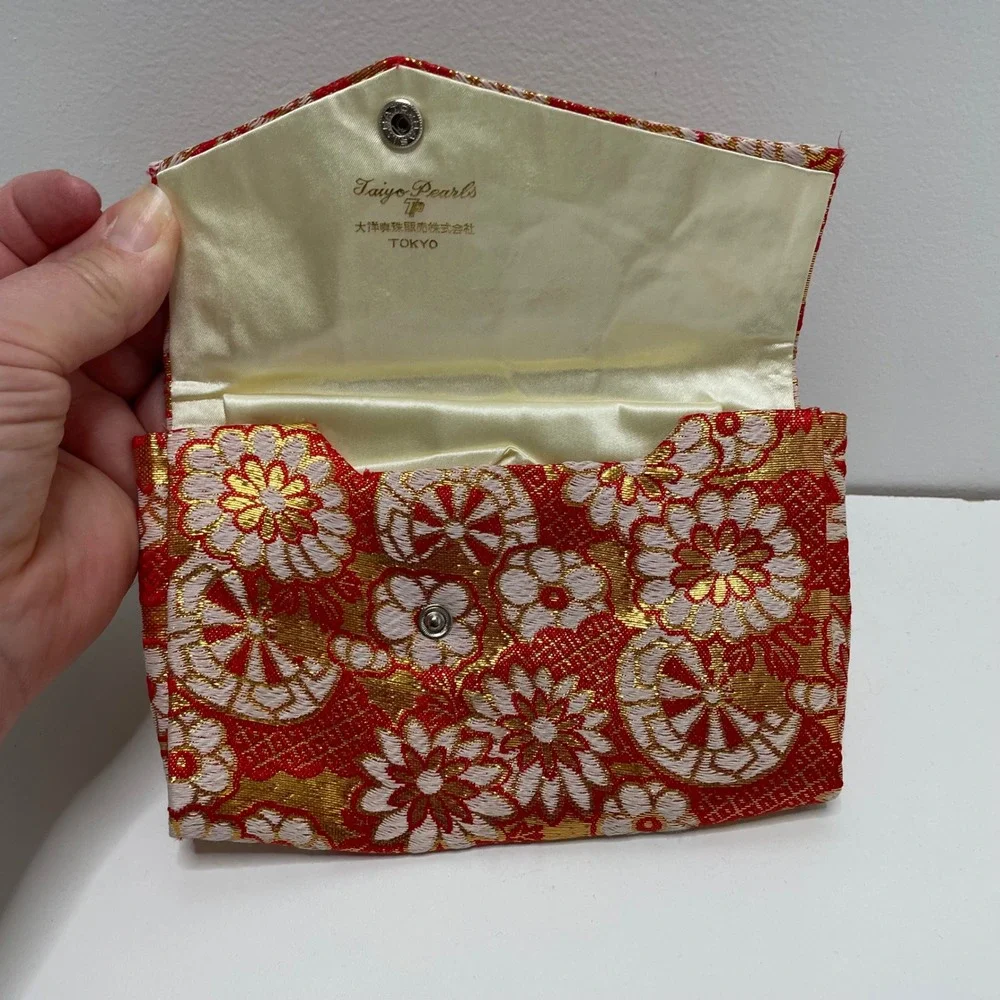 Vintage Taiyo Pearls Tokyo Red Gold Brocade Jewelry Pouch Snap Case Japan